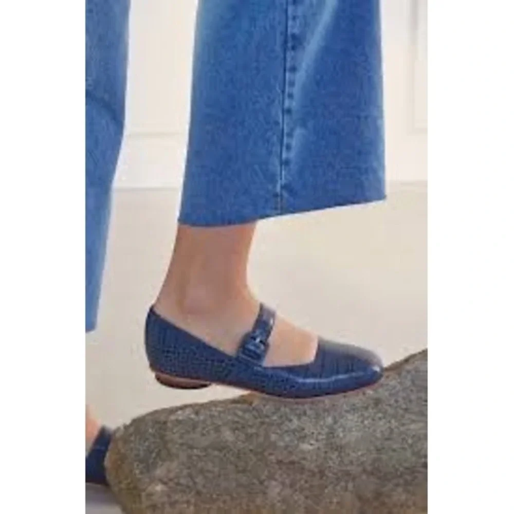 Zou Xou Eugenia Blue Leather Mary Jane Flats Square‎ Toe Buckle Strap 39